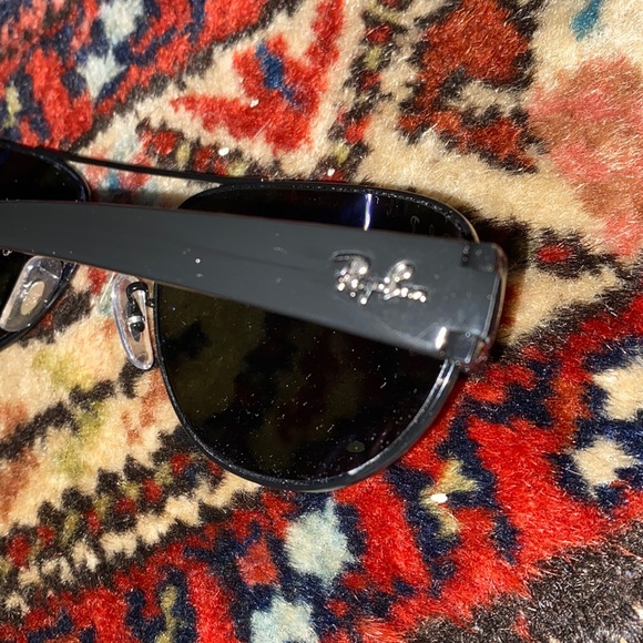 Ray Ban polarized sunglasses - Picture 6 of 9